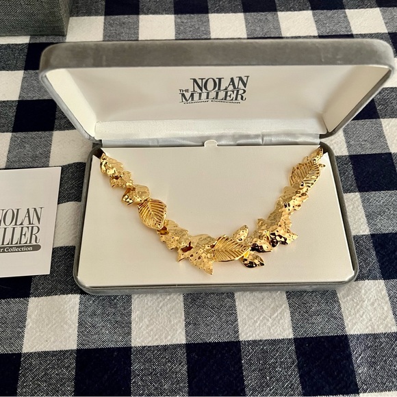 NWT Vintage Nolan Miller Leaf Foliage Collar Necklace - Picture 2 of 10